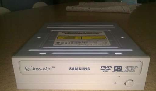 Samsung WriteMaster DVD+R/RW Drive Model SH-W162