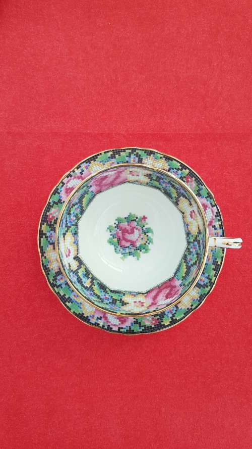 Paragon Gingham Rose Fine Bone China Tea Set
