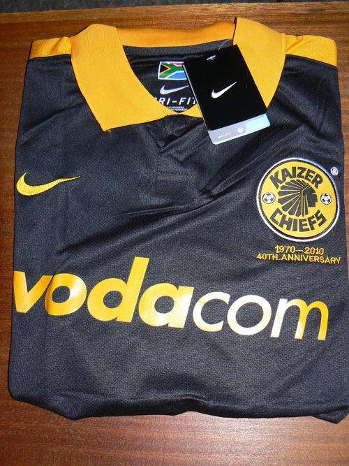 NIKE - KAIZER - 2X-LARGE - BRAND NEW