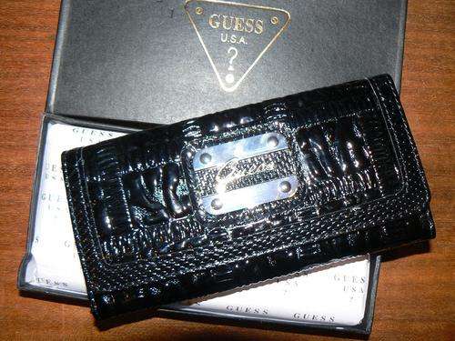 GUESS WALLET BRAND NEW