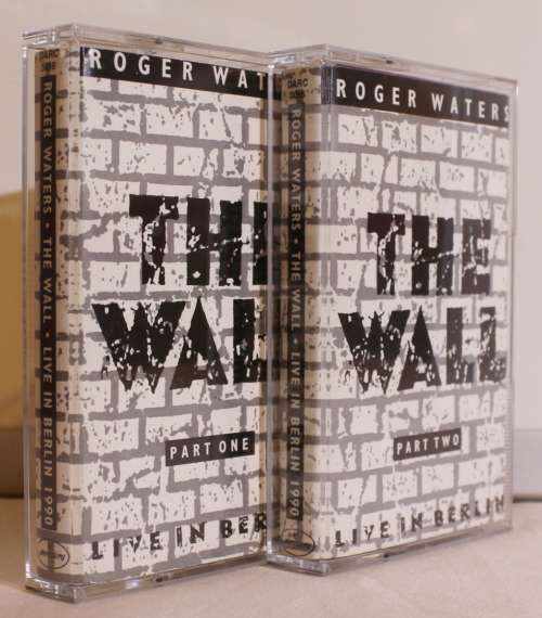RODGER WATERS - THE WALL Part 1&2 1990 SA cassettes