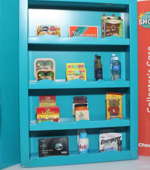 Checkers Little Shop 3 Collector`s Case COMPLETE including all cards