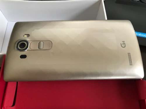 LG G4 - H815P with 32GB MicroSD