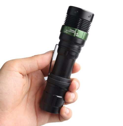 Flashlight Zoomable 3500 LM 3 Modes CREE XML T6 LED (incl adaptors for AA)