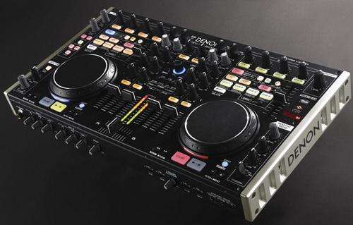 Denon MC6000 Media Controller