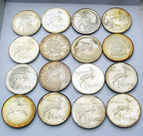 16 x Silver One Rands in Proof condition. bids is per coin
