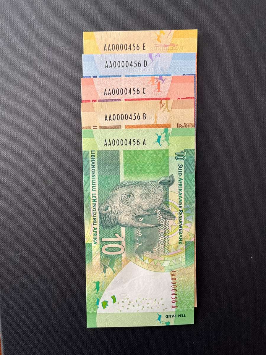 L Kganyago, 1st Issue, Set of AA0000456 Series Mandela Notes with Identical Serial Numbers
