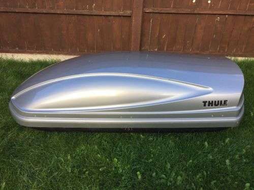 Silver Thule Atlantis 200 Roof Box
