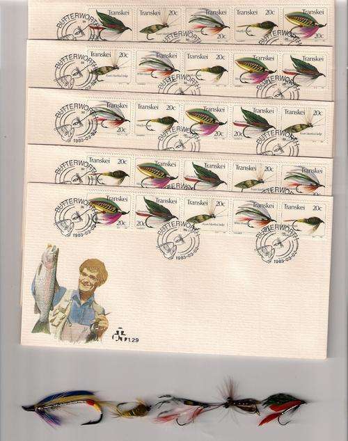 RARE (SPECIALIST)!!1983 FULL SET OF FISHING FLIES WITH ALL THE FLIES - SEE SCAN