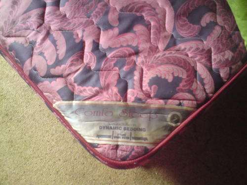 Single Bed (base and mattress)