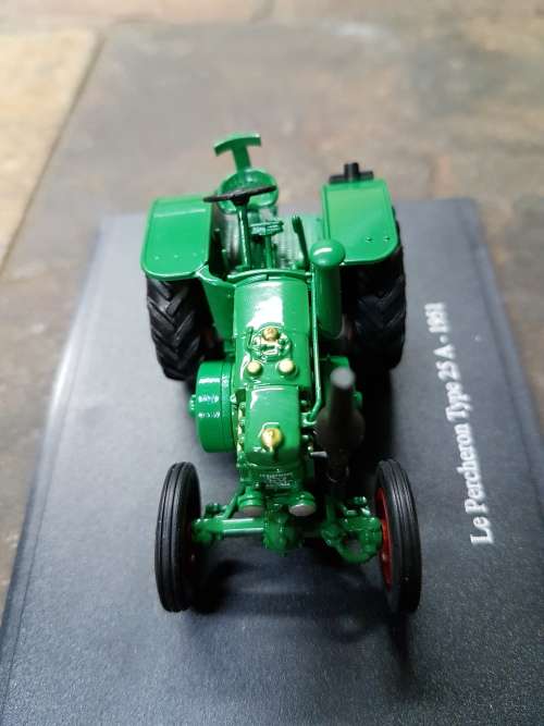 Tractors And The World Of Farming - Issue (98) - Le Percgeron Type 25A - 1951