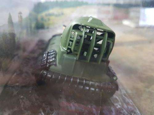 James Bond Collection_Issue 93_Osprey 5 hovercraft (UH) From the Movie Die Another Day