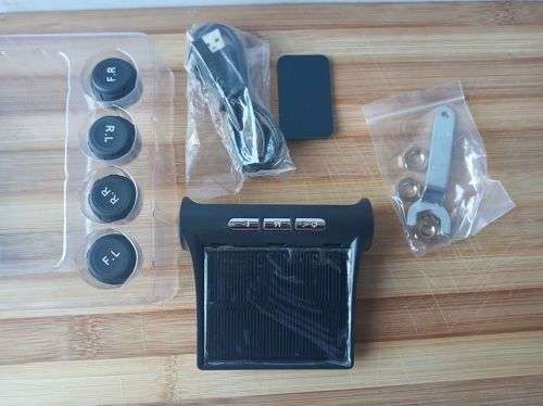 Solar Wireless Tyre / Tire Pressure Monitor System with 4 wheel Sensors