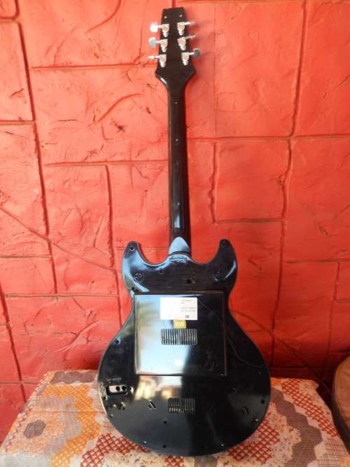 Coca Cola -  Collectors Guitar "" Faulty"""