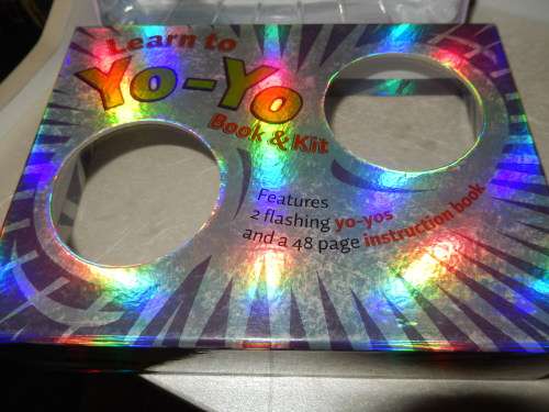 Yoyo Tricks  Book & Kit with 2  Flashing Yo-Yos