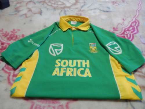 WORLD CUP 2007 CRICKET TOURNAMENT SIGNED SA SHIRT