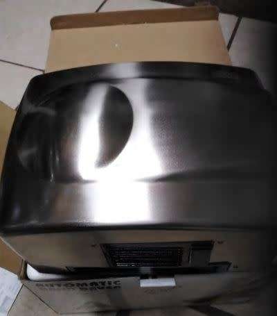 ACDC Automatic HAND DRYER " Wall Mounted