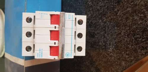 Switch Interrupteur 100A 240\415V  3phase Circuit Breakers