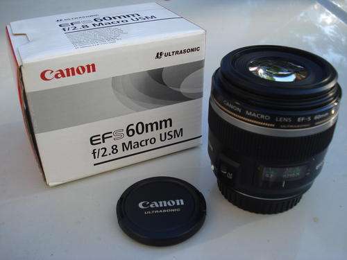 CANON EFS 60mm f/2.8 Macro USM lense