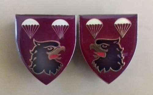 44 Parachute Regiment ...2 PARA arm flash set .100% genuine in mint condition