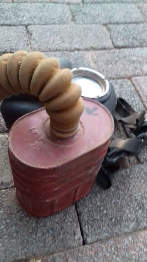 Gas Mask 1941 Used by family member Transvaal Scottish WW2 amazing condition stored for years