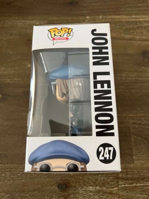 JOHN LENNON!! FUNKO POP!! FUNKO EXCLUSIVE!!