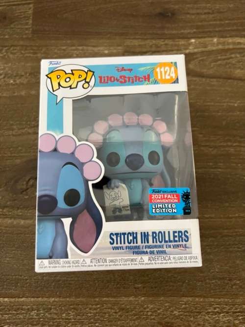 STITCH IN ROLLERS!!DISNEY!! FUNKO POP!! 2021 FALL CONVENTION
