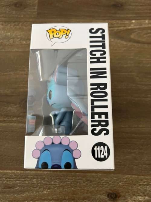 STITCH IN ROLLERS!!DISNEY!! FUNKO POP!! 2021 FALL CONVENTION