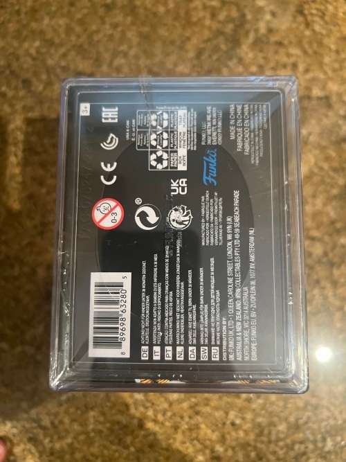 DARTH VADER BESPIN!! STAR WARS!! FUNKO POP!! WALMART EXCLUSIVE!! ARTIST SERIES!!