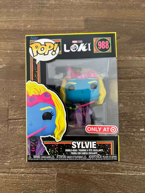 SYLVIE!! LOKI!! FUNKO POP!! TARGET EXCLUSIVE!! BLACKLIGHT!!