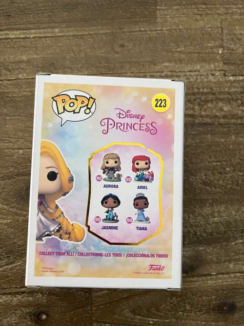 RAPUNZEL!!DISNEY!!FUNKO POP!! POP & PIN!! FUNKO GOLD EXCLUSIVE!!