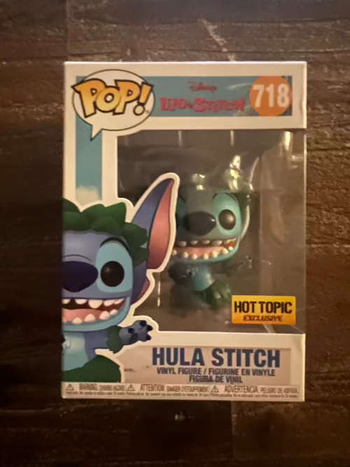 HULA STITCH!!LILO&STITCH!!FUNKO POP!! HOT TOPIC EXCLUSIVE!!