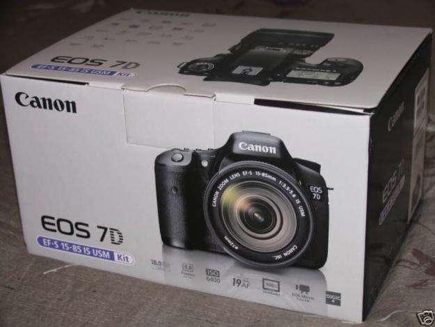 Canon EOS 7D with EF-S 15-85mm F3.5-5.6 IS USM 18 Mega pixels, Full HD Video