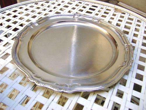 QUIST IAN SILVER PLATED ROUND PLATER