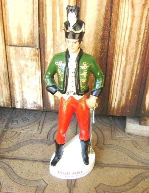 RARE VINTAGE IRISH MIST LIQUEUR PORCELAIN HAND PAINTED BOTTLE