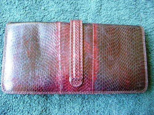 GREAT WANNA HAVE!!!! SNAKE SKIN CLUTCH BAG/PURSE