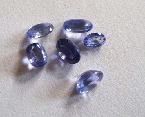 APRROX. 3 CT OF TANZANITE OVALS