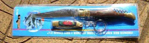 VINTAGE PACKAGED FRENCH BEE KNIFE AND KEY CHAIN KNIFE