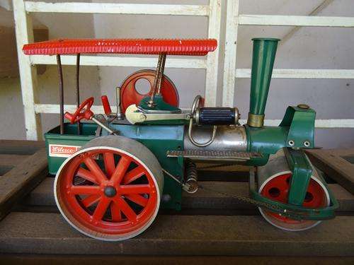 VINTAGE WEST GERMANY WILESCO OLD SMOKY LIVE STEAM ENGINE.