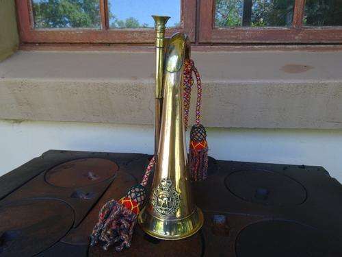 CANADIAN ONTARIO REGIMENT BUGLE IN VERY GOOD CONDITION.