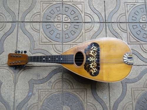 BEAUTIFULL INLAID 8 STRING MANDOLIN.