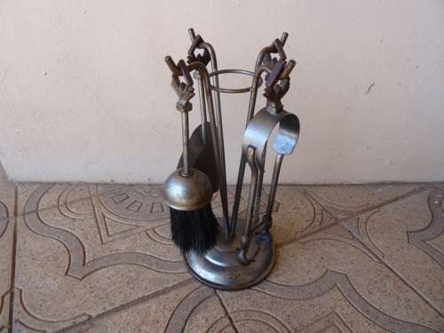 VINTAGE ENGLAND MADE FIRE SET COMPLETE