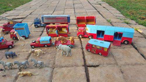 1960'S CORGI DIE CAST CHIPPERFIELDS CIRCUS SET