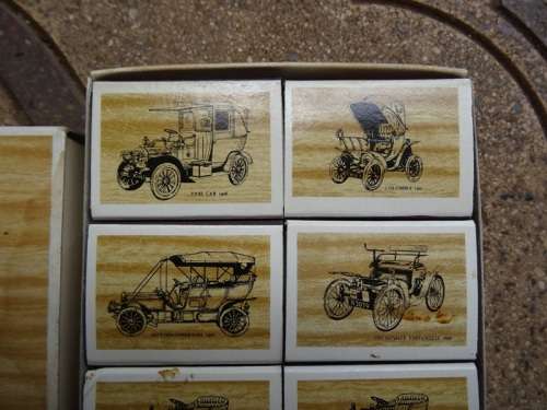 LOT OF  CAR COLLECTABLE MATCHBOXES