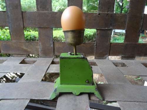 VINTAGE SALTER'S EGG SCALE