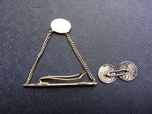 VINTAGE MARKED TIE PIN AND ONE CUFFLINK