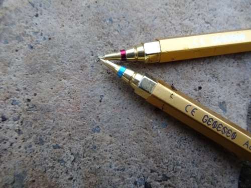 GENESEN ACUTOUCH GOLD ACCU PENS