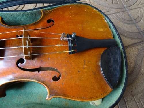 ANTIQUE J THIBOUVILLE-LAMY 4/4 VIOLIN