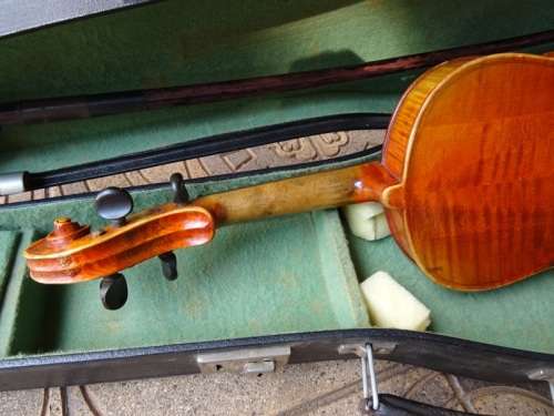 ANTIQUE J THIBOUVILLE-LAMY 4/4 VIOLIN