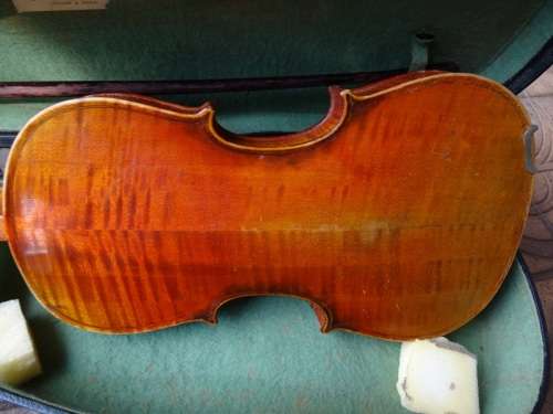 ANTIQUE J THIBOUVILLE-LAMY 4/4 VIOLIN